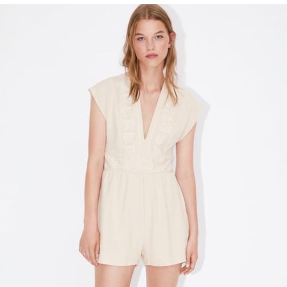 SOLD - Zara Cream Floral Romper Medium NWT